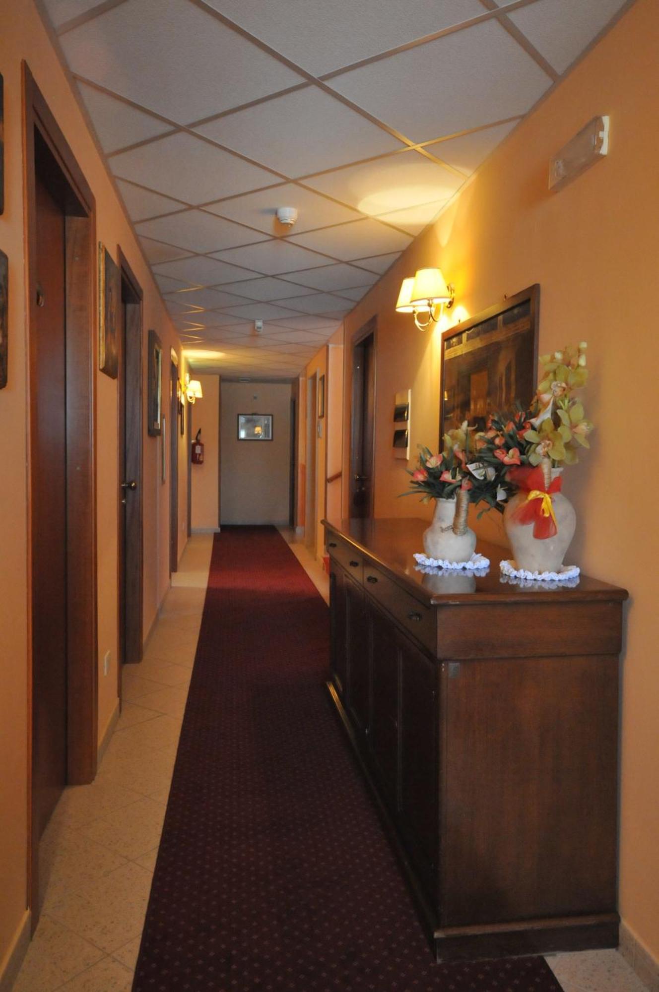 Hotel E Appartamenti La Solaria サン・ジョバンニ・ロトンド エクステリア 写真